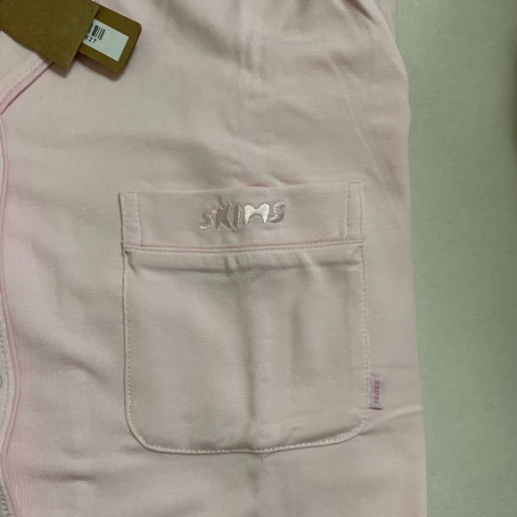 SKIMS NWT Sleep Long Sleeve Soft Pajama Set Pink Bloom Size XS - Picture 8 of 9